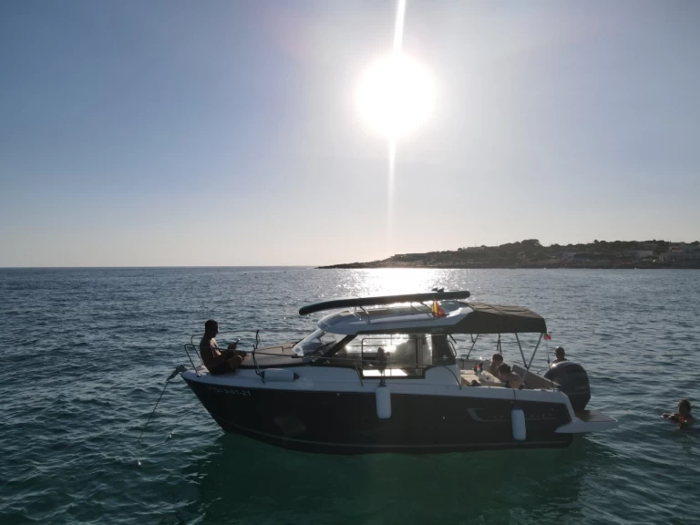 Pronájem lodi Jeanneau Merry Fisher 695 v El Toro na Samboatu