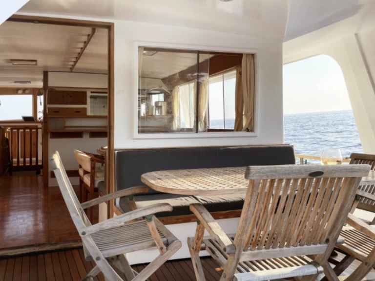 Pronajmout si Grand Banks Grand Banks 50 v Marseille