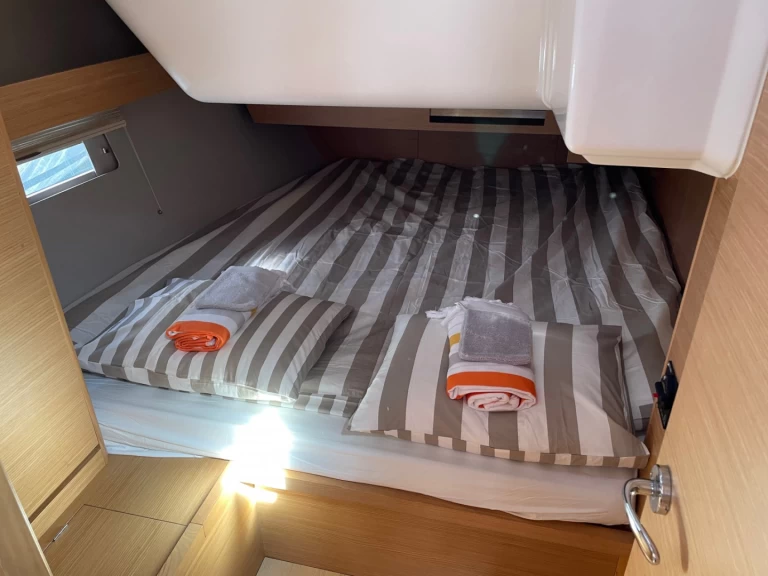 Pronajmout si Dufour Dufour 430 v Port-Camargue