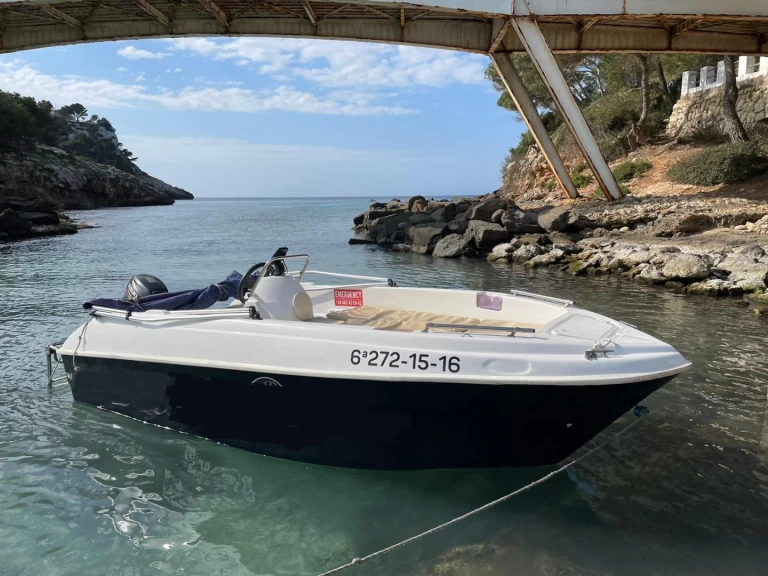 Pronájem lodi Cala Galdana lákavé ceny Compass 400 GT