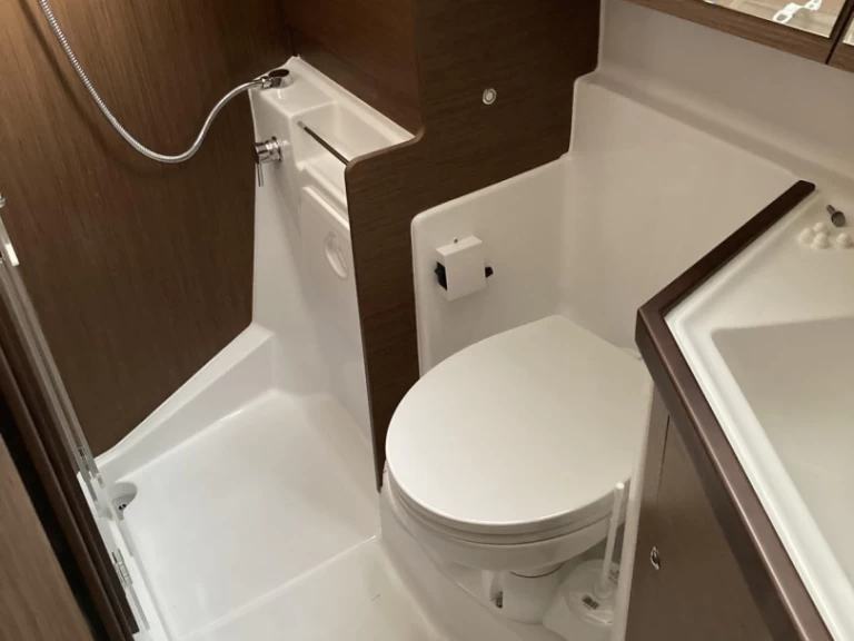 Pronájem jachty v Alimos -Bénéteau Oceanis 40.1 na Samboatu