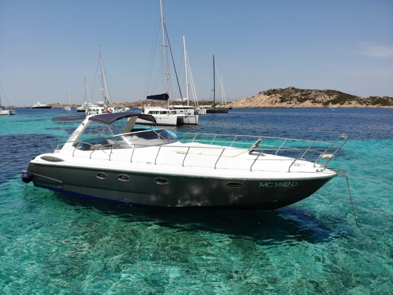 Pronájem lodi Horizon Manò Marine 38.50 v San Vincenzo na Samboatu