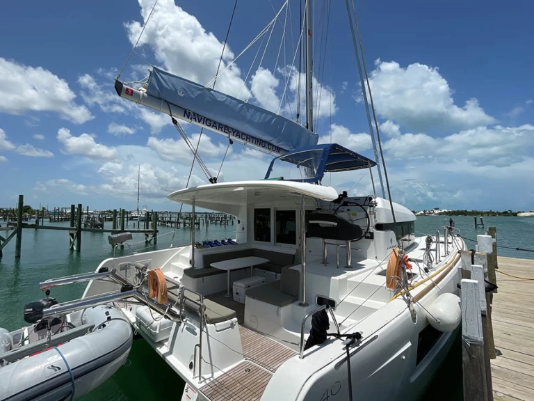 Pronajmout Katamarán se skipperem či ne Lagoon v Road Town