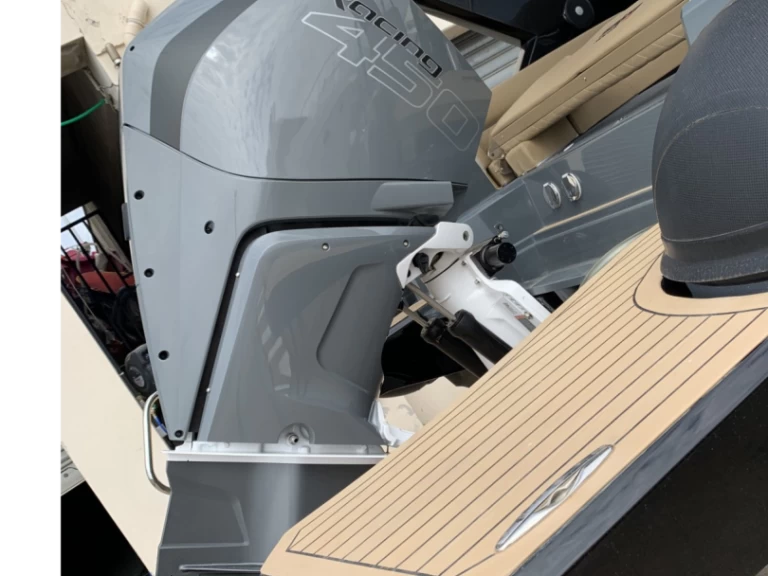 Pronajmout si Salpa SALPA 30 v Ajaccio