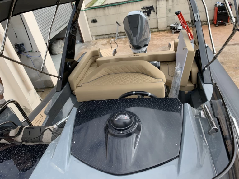 Pronájem lodi Ajaccio lákavé ceny SALPA 30