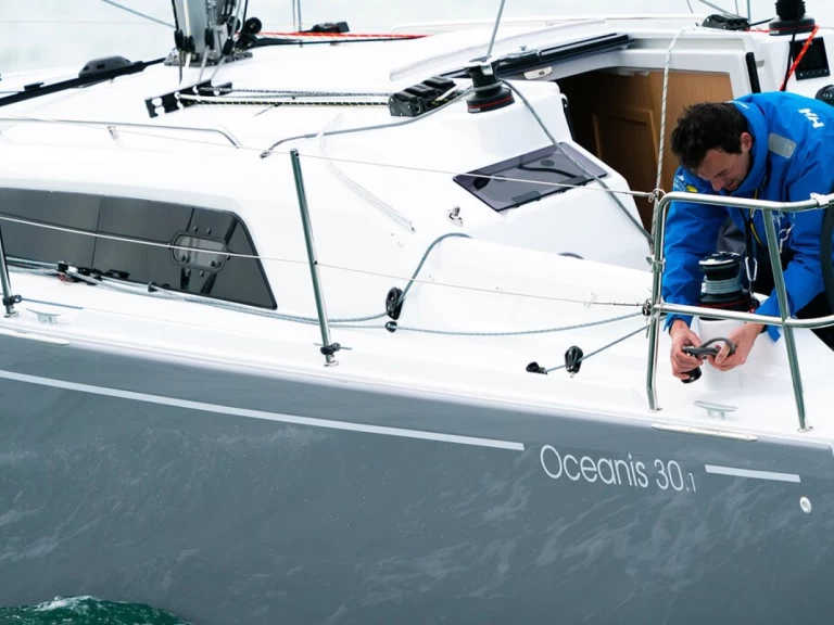 Bénéteau Oceanis 30.1 jednotlivci a charterové společnosti v Road Town