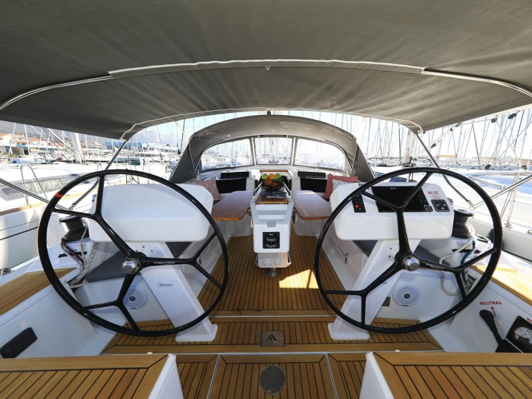 Pronajmout si Hanse Hanse 458 v Kaštela