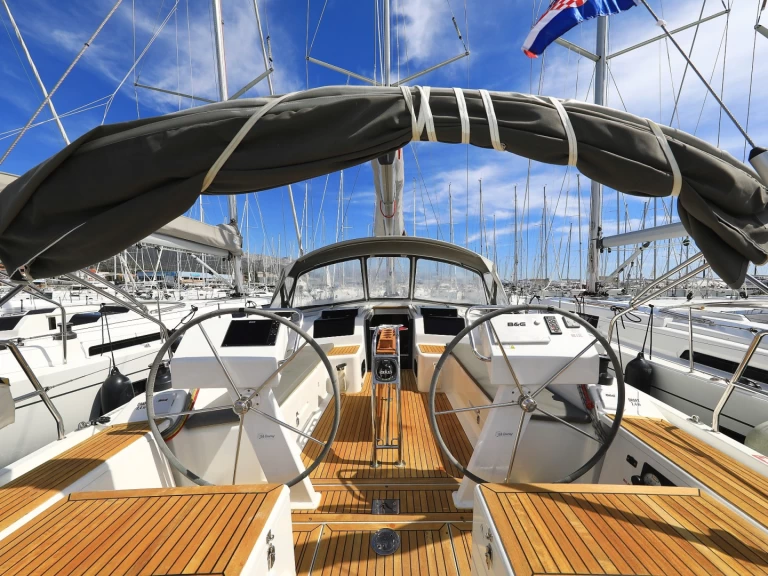 Hanse Hanse 455 jednotlivci a charterové společnosti v Kaštela