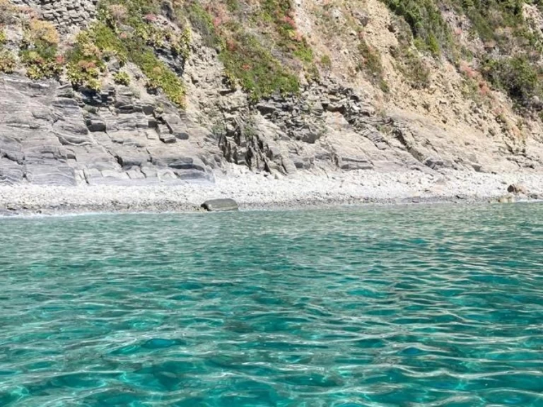 Pronájem lodi Esposito Futura Cabin Family v La Spezia na Samboatu