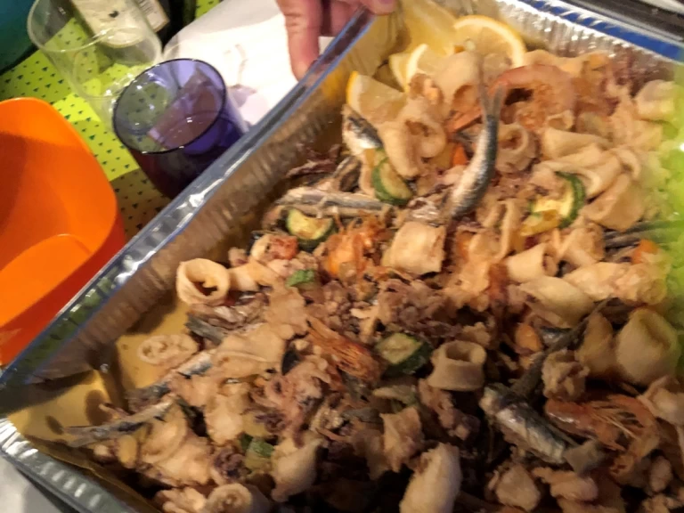 Pronájem Motorová loď Esposito s licencí