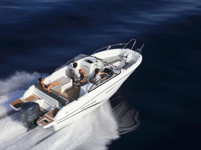 Motorová loď k pronájmu v Saint-Cyr-sur-Mer za nejlepší cenu