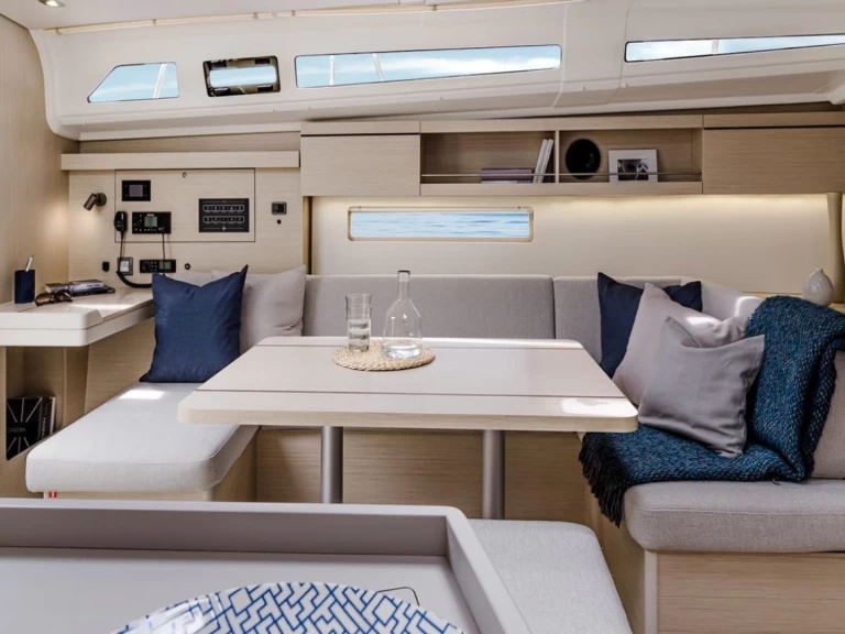 Pronájem lodi Kos lákavé ceny Oceanis 40.1