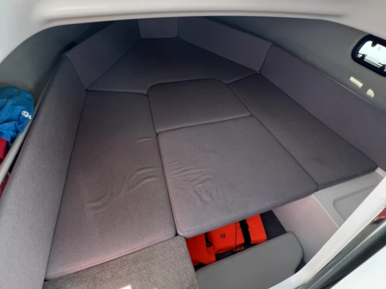 Pronájem Motorová loď Karnic s licencí