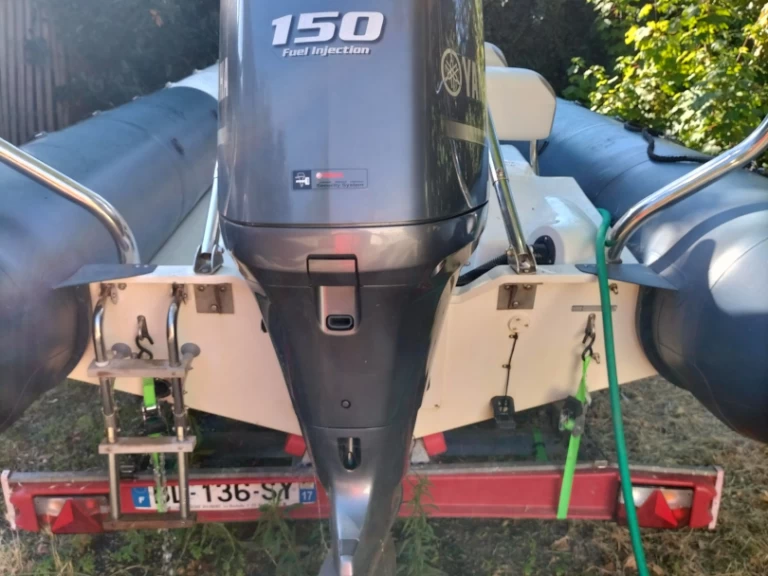 Pronájem lodi Bombard Sunrider 650 v La Rochelle na Samboatu
