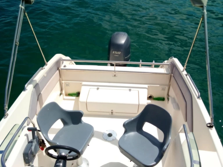 Pronájem lodi Île-Tudy lákavé ceny Azura 570 Cabin