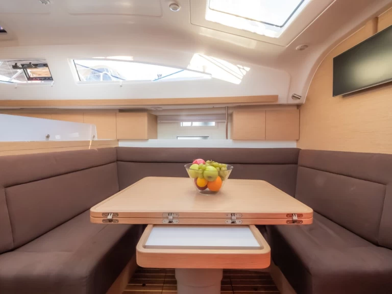 Pronájem Plachetnice v Biograd Na Moru -Elan Impression 40