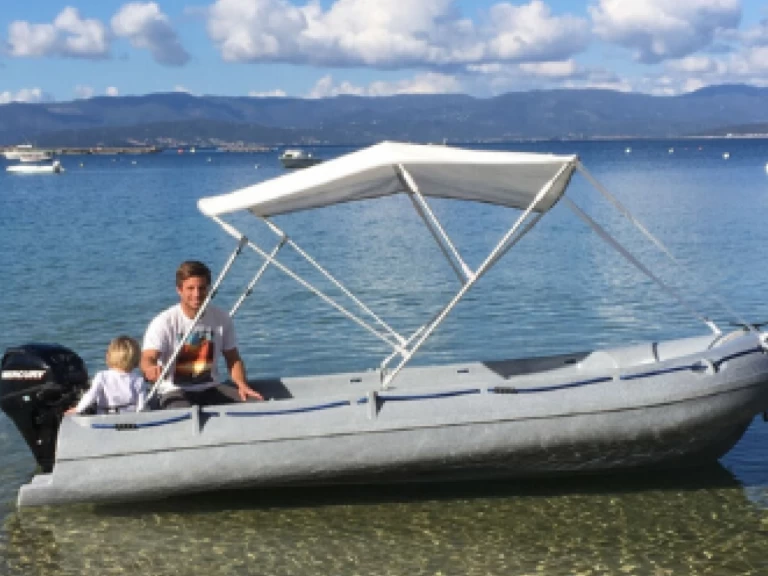 Pronájem jachty v Serra-di-Ferro -Fun Yak Fun Yak 390 na Samboatu