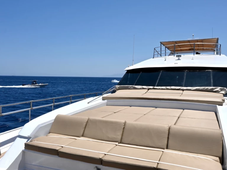 Pronájem lodi Tecnomarine Tecnomarine 92 v Ornós na Samboatu