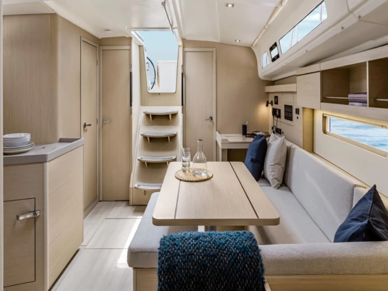 Pronájem lodi Bénéteau Oceanis 40.1 v Anse Marcel na Samboatu