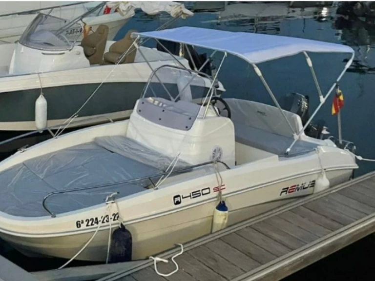 Remus Remus 450 open jednotlivci a charterové společnosti v Alicante