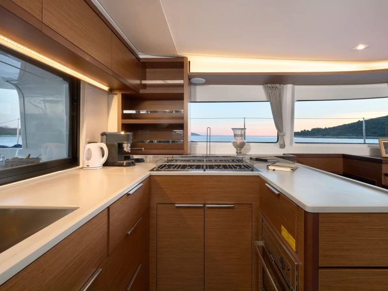 Pronajmout si Lagoon Lagoon 46 v Trogir