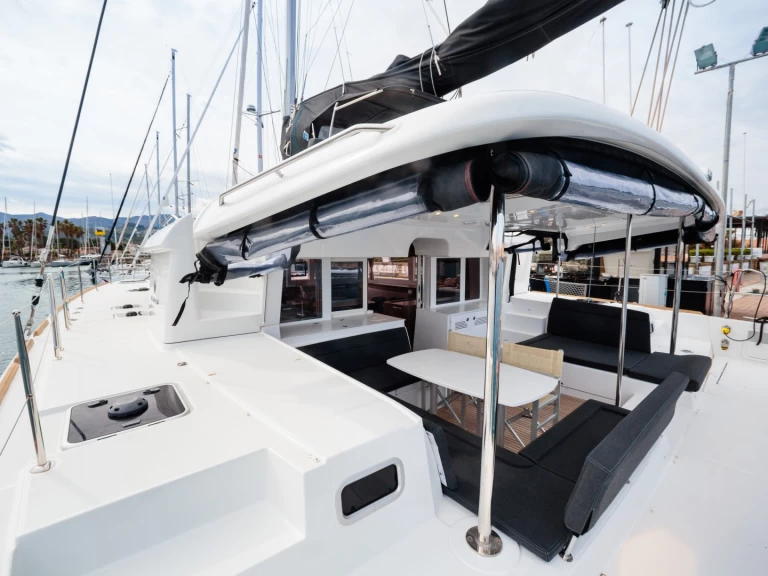 Pronájem Katamarán v Olbia -Lagoon Lagoon 450 F