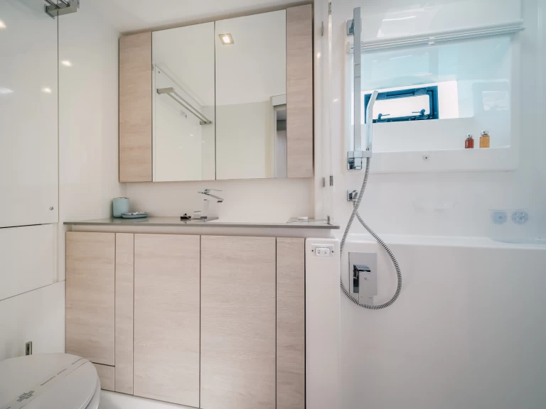 Pronájem lodi Split lákavé ceny Leopard 50