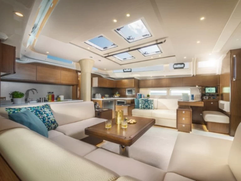 Pronájem Plachetnice v Alimos -Bavaria Bavaria C57