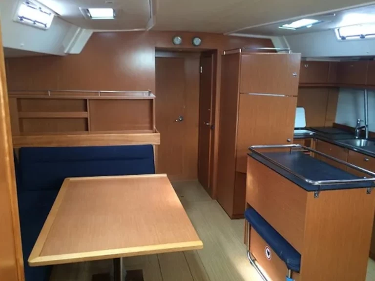Pronájem lodi Bavaria Cruiser 55 v Alimos na Samboatu
