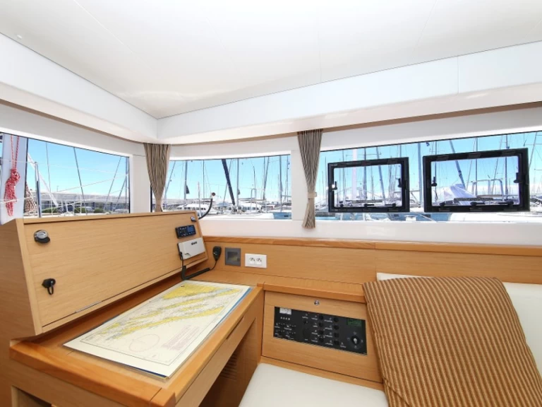 Pronájem lodi Sukošan lákavé ceny Lagoon 39