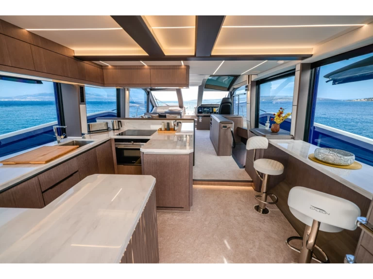 Pronájem lodi Donji Seget lákavé ceny Galeon 640 Fly