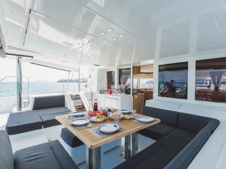 Katamarán k pronájmu v Ao Po za nejlepší cenu