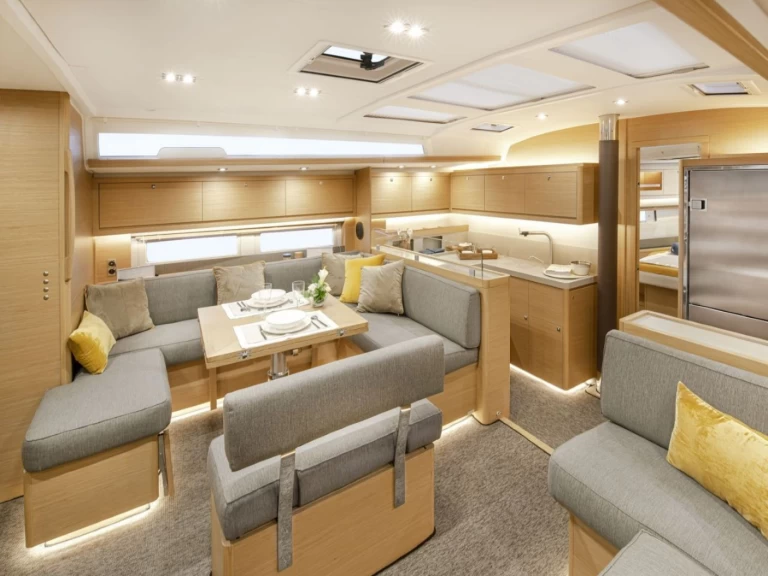 Plachetnice k pronájmu v Pozzuoli za nejlepší cenu