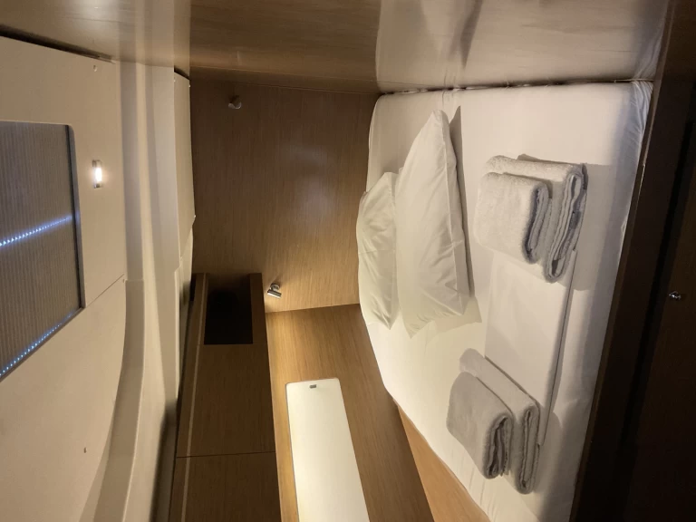 Bénéteau Oceanis 51.1 jednotlivci a charterové společnosti v Lefkáda