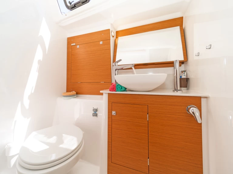 Pronájem lodi Kos lákavé ceny Dufour 390 GL