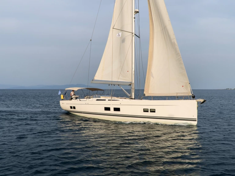 Pronájem lodi Kos lákavé ceny Hanse 588