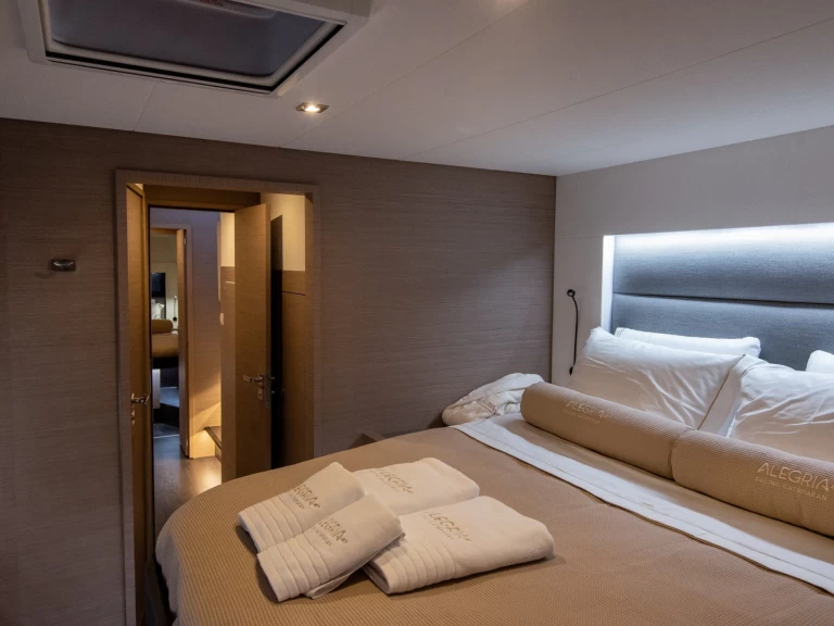 Pronájem lodi Fountaine Pajot Saona 47 v Pýlos na Samboatu