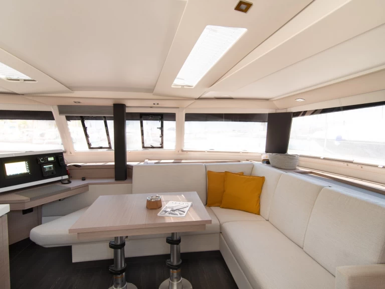 Pronajmout Katamarán se skipperem či ne Fountaine Pajot v Adámas