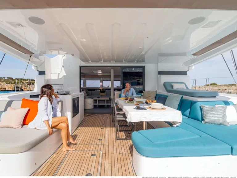 Pronajmout si Lagoon Lagoon 55 v Elliniko 