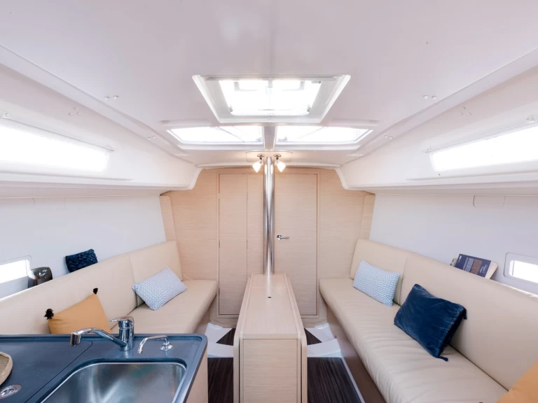 Pronájem lodi Dufour Dufour 32 v Marseille na Samboatu