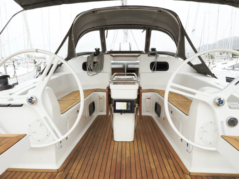 Pronajmout si Elan Impression 45 v Kaštela