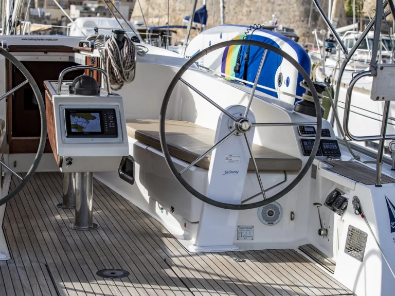 Pronájem lodi Kalkara lákavé ceny Bavaria 41 Cruiser