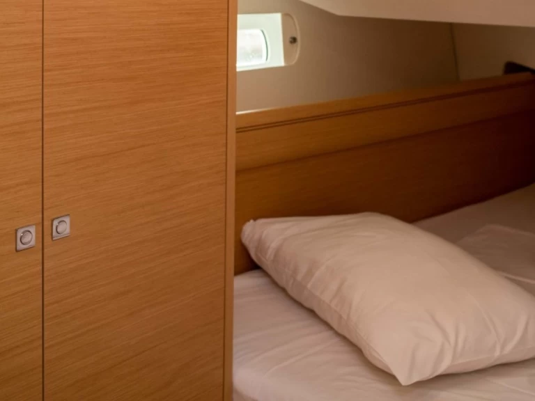 Pronájem jachty v Alimos -Jeanneau Sun Odyssey 449 na Samboatu