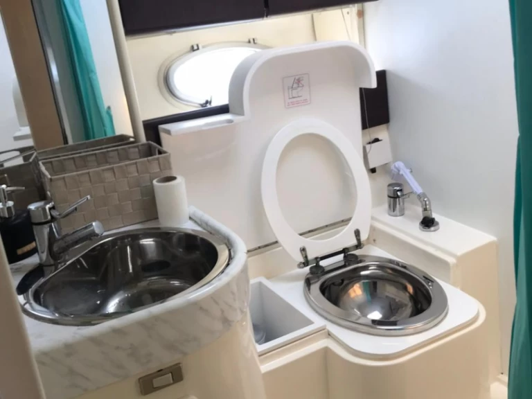 Pronájem Jachta v Ornós -Cranchi Mediterranee 44