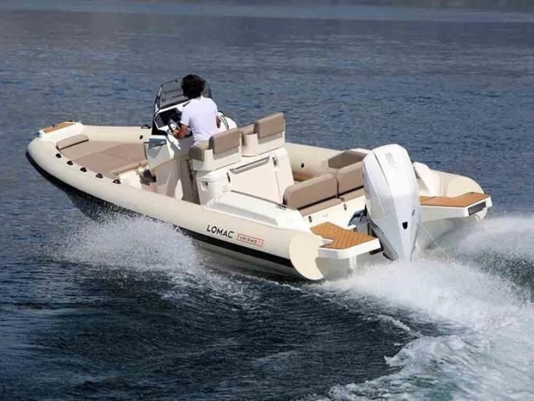 Pronajmout Polotuhá loď se skipperem či ne Lomac v Ajaccio