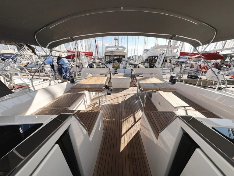 Pronajmout si Hanse Hanse 460 v Biograd Na Moru