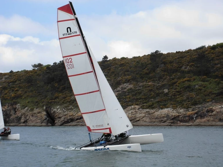 Pronajmout si Nacra 500 FUN v Carnac