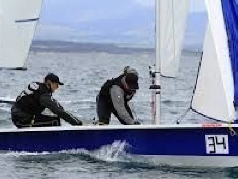 Motorová loď k pronájmu v Carnac za nejlepší cenu