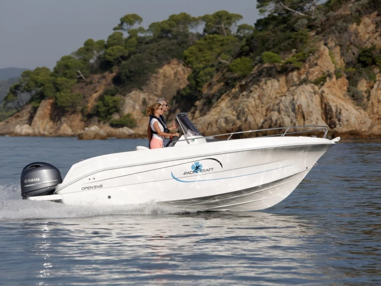 Pronájem lodi Pacific Craft PACIFIC CRAFT 545 v Marseille na Samboatu