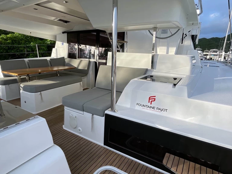 Pronájem Katamarán v Road Town -Fountaine Pajot Astrea 42